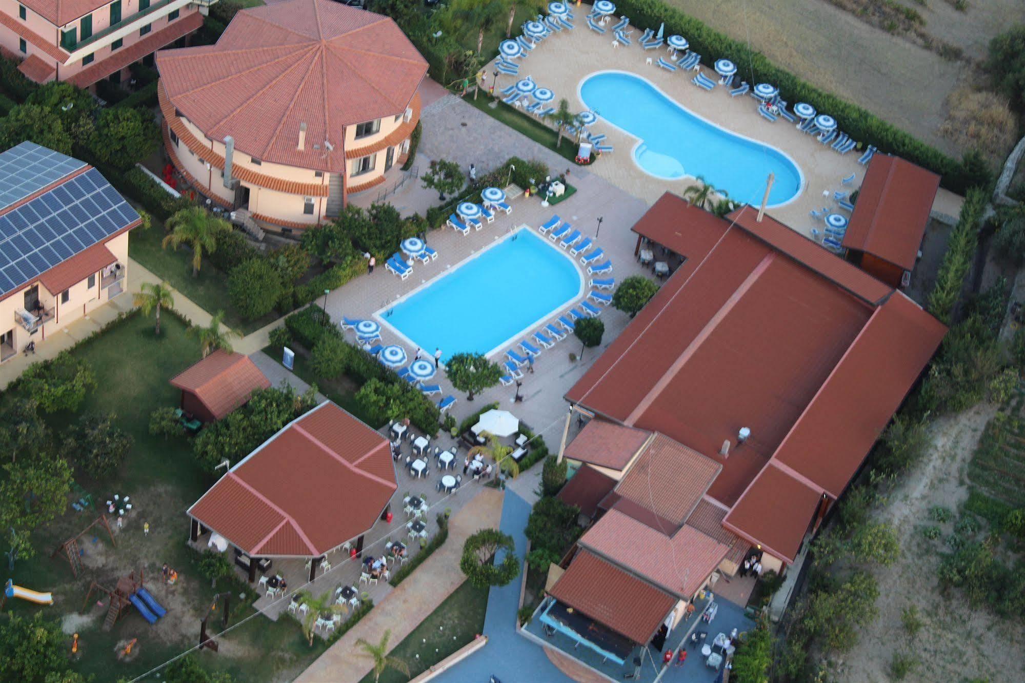 Villaggio & Residence Club Aquilia Badolato Marina Buitenkant foto